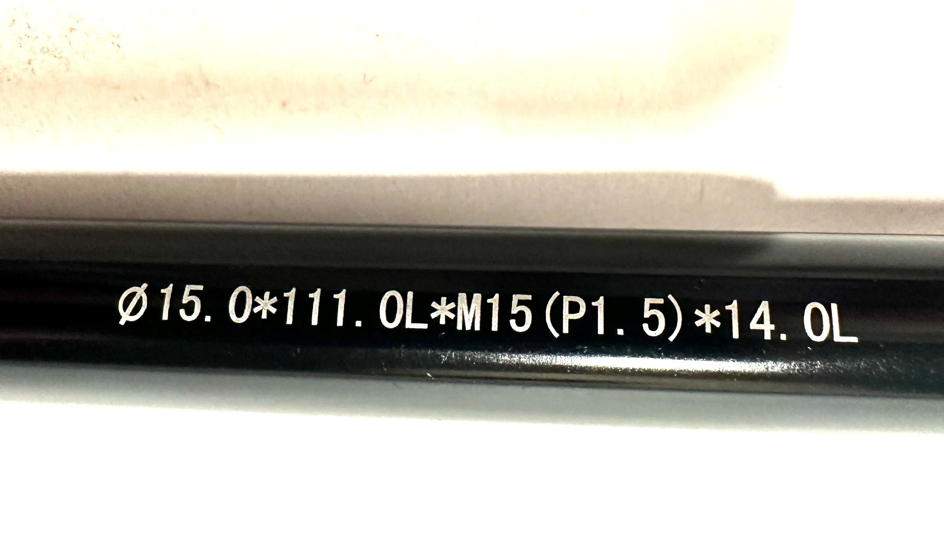 Alloy Thru Axle 15mm x 125mm Quick Release 15.0*111.OL*M15(P1.5)*14.OL