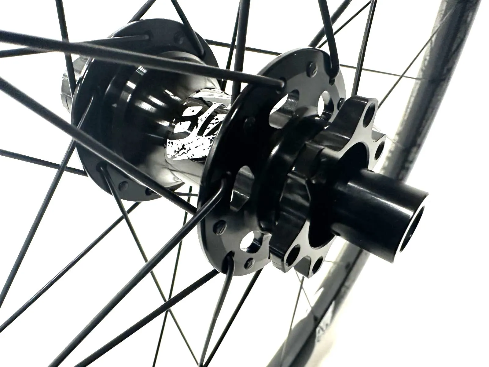 FSA Grid i27 Boost 29" WideR Disc Off-Road Wheelset 15x110/12x148mm Shimano 9-11