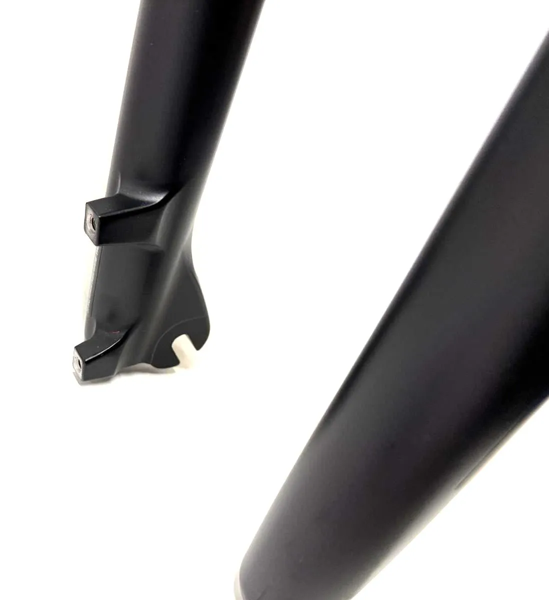Mongoose Tyax Comp 29" 148mm Thru Axle Disc Hardtail Medium Bike Frame   Fork  