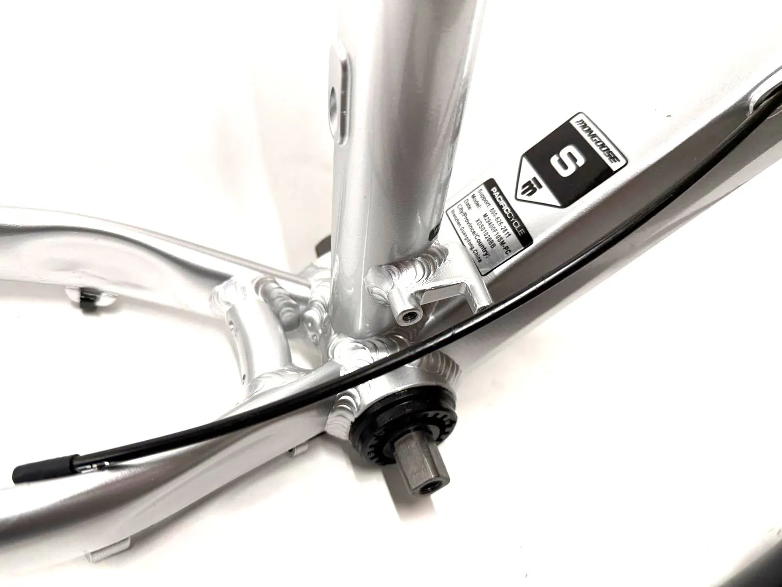 Mongoose Tyax Sport 27.5 Womens " Alloy 148mm Disc Hardtail Small Frame   Fork  